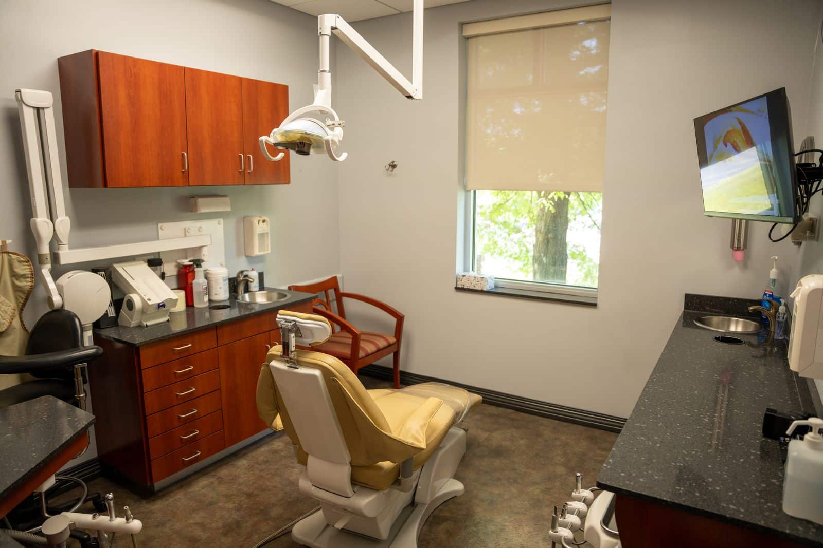 operating room dentist office